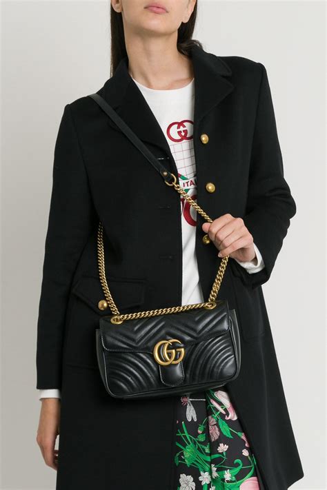 what celbrity has the gucci small marmont matelasse shoulder bag